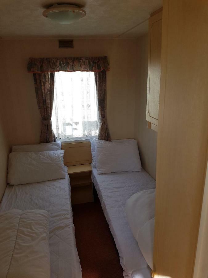 8 Berth Caravan Tp49 On The Golden Palm Chapel St Leonards Skegness Exterior photo